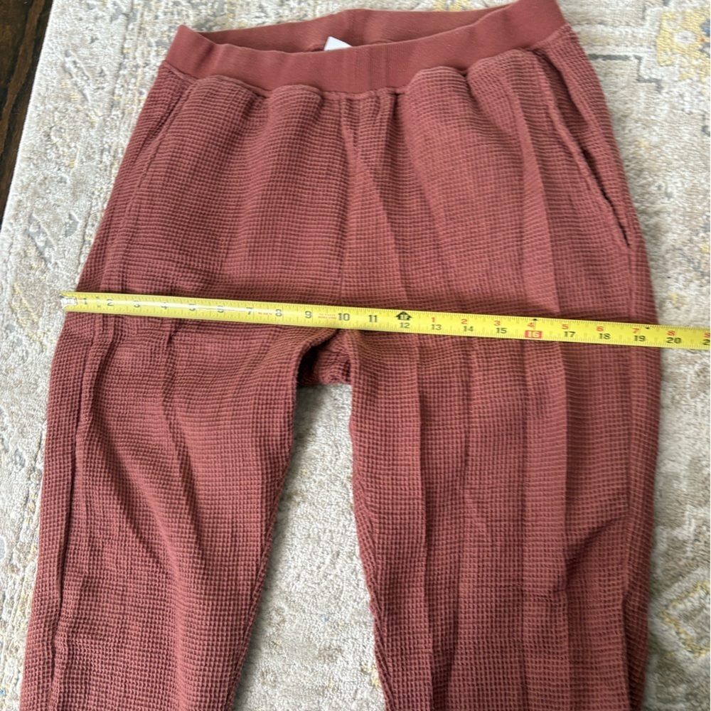 Parachute Home Waffle Cotton Lounge Jogger Pants - Picture 8 of 11